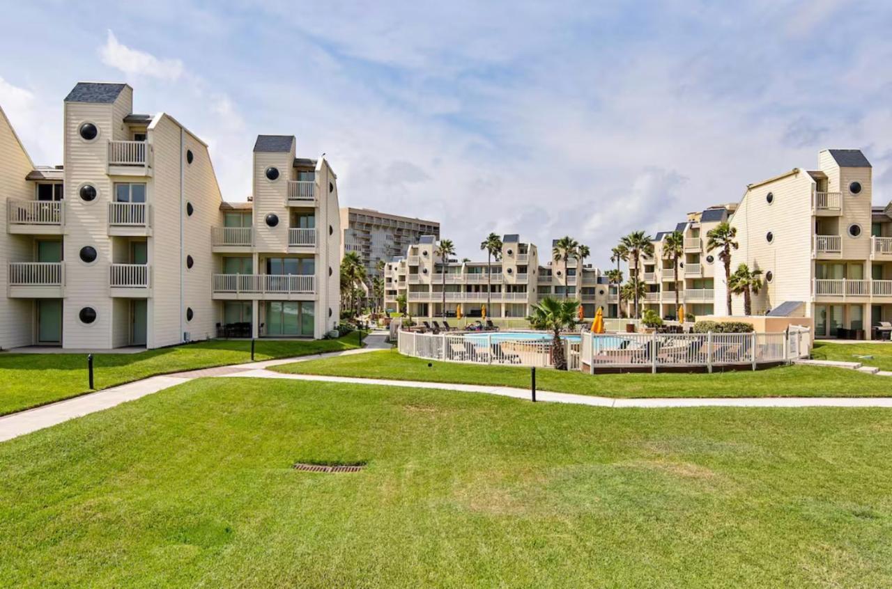 サウス・パドリー・アイランドOcean Breeze Retreat 2Bed 2Bath, Heated Pool!アパートメント エクステリア 写真