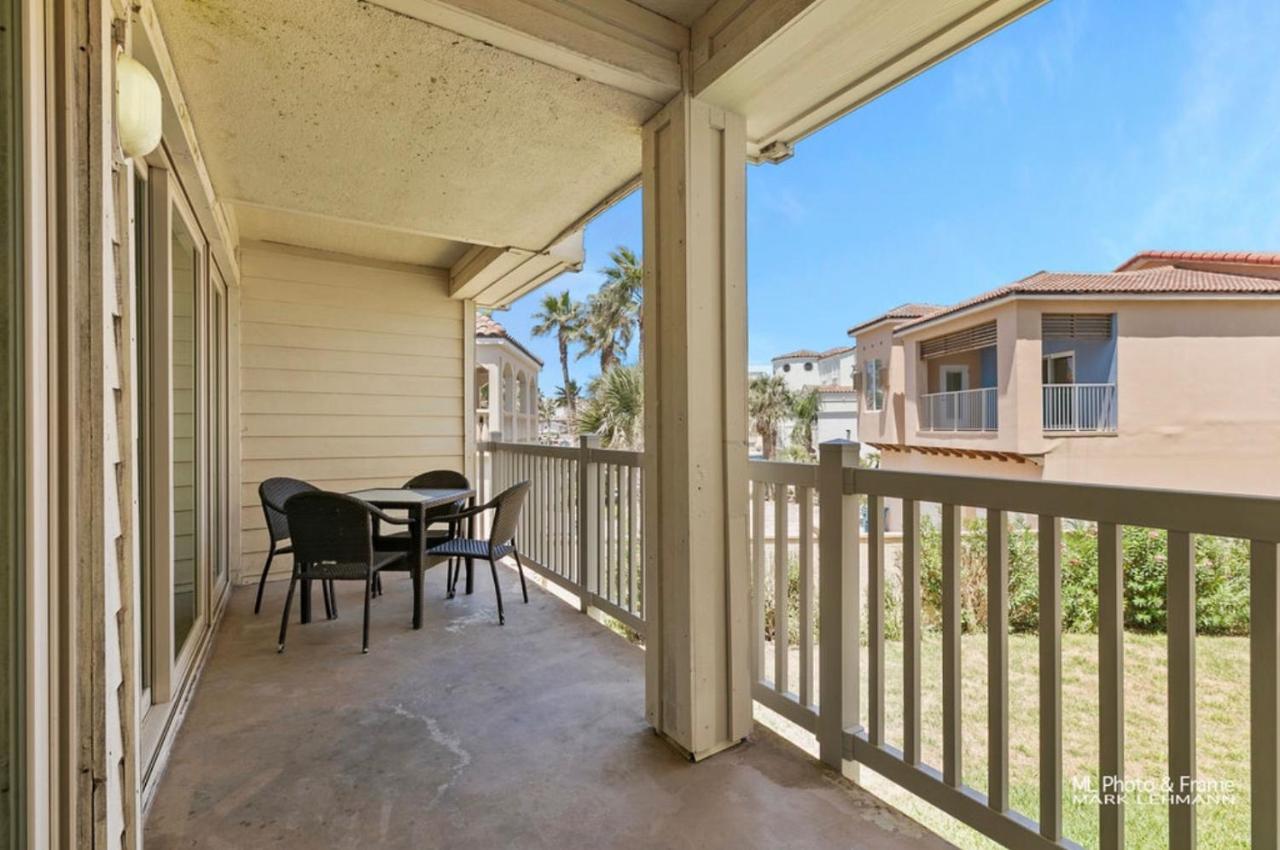 サウス・パドリー・アイランドOcean Breeze Retreat 2Bed 2Bath, Heated Pool!アパートメント エクステリア 写真